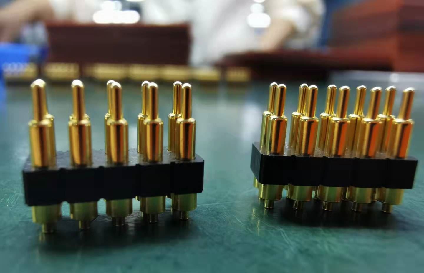 Didelės srovės Pogo kaiščio jungties funkcija