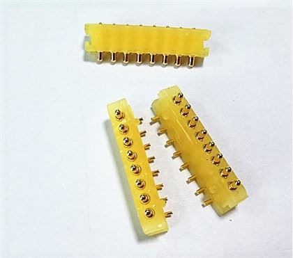 8 prisegti dešinįjį angelo pogo kaiščio jungtį